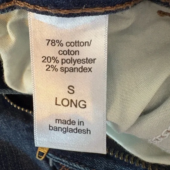 m jeans by Maurice NWOT mid -rise Distressed Skinny Jeans in Dark Blue. - Picture 7 of 8